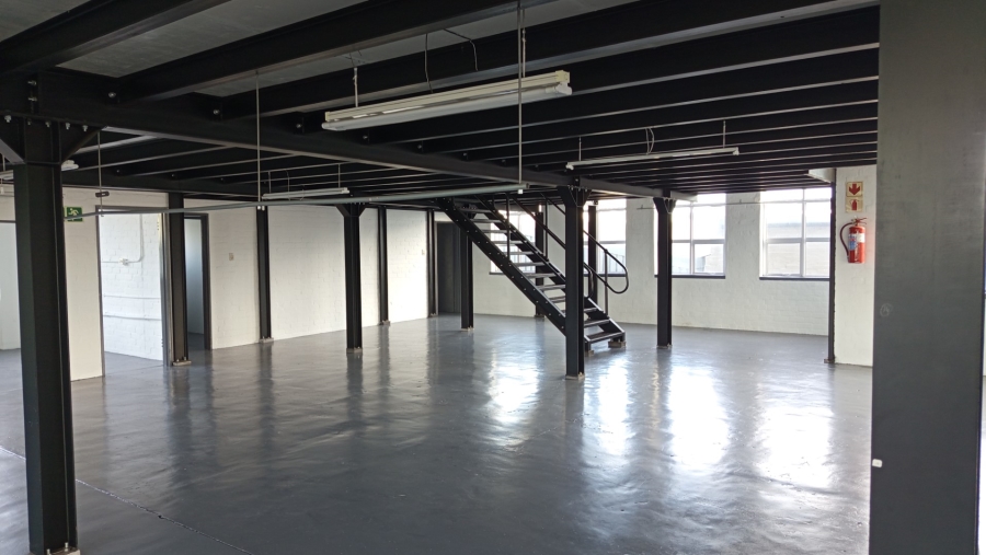 To Let Commercial Property for Rent in Maitland Western Cape